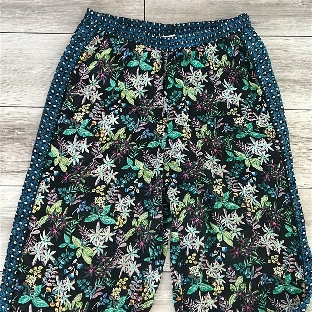 Anthropologie Ettitwa wide leg pants size small